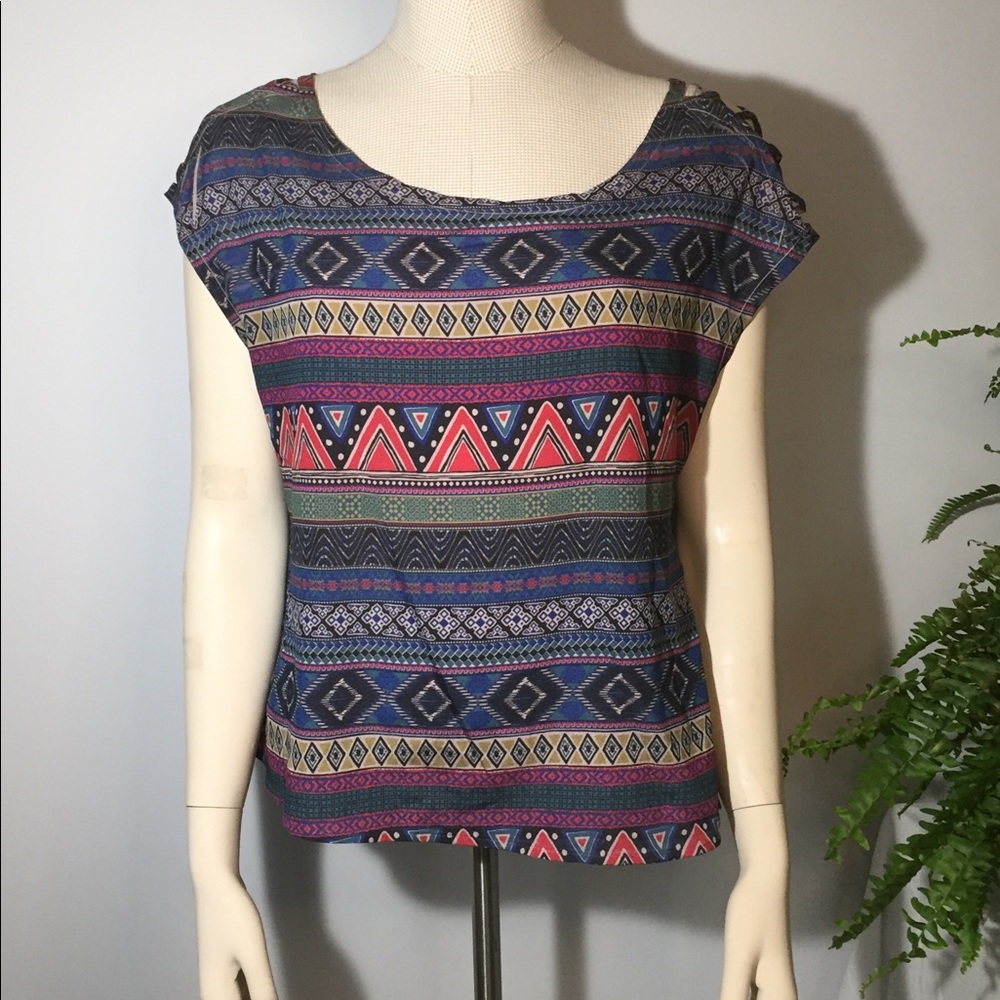 Charlotte Russe Aztec Print Top Sz S